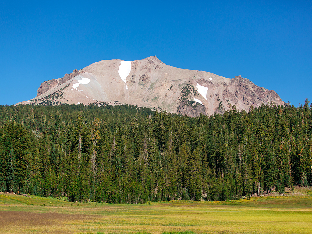 Capturing Nature’s Fury: Photographing Geologic Wonders at Lassen Volcanic National Park